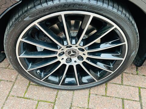 Mercedes-Benz E Class view 9