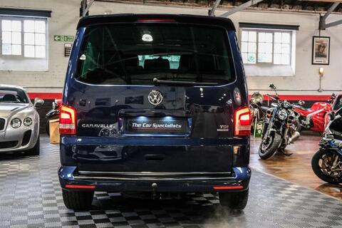 Volkswagen Caravelle view 35