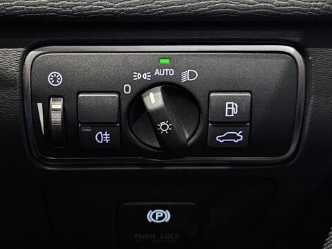 Volvo XC60 view 36