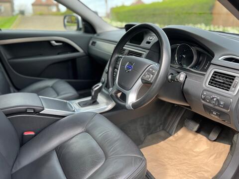 Volvo XC70 view 12