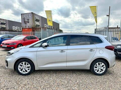 Kia Carens view 8