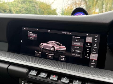 Porsche 911 view 42