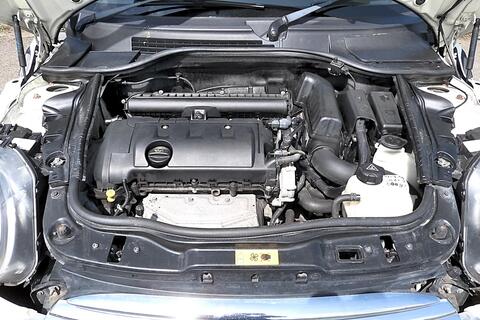 Mini Hatch view 8
