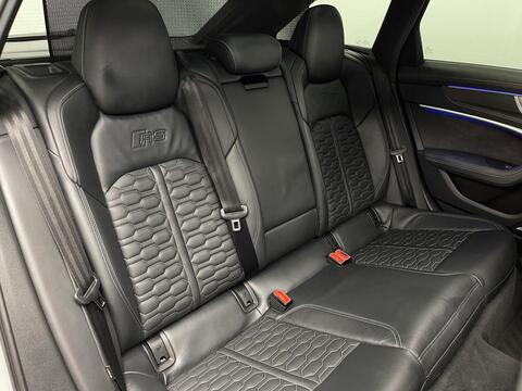 Audi RS6 view 36