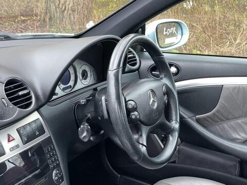 Mercedes-Benz CLK view 19