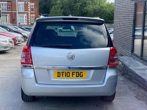 Vauxhall Zafira view 5