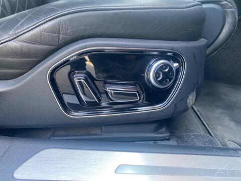 Audi A8 view 20