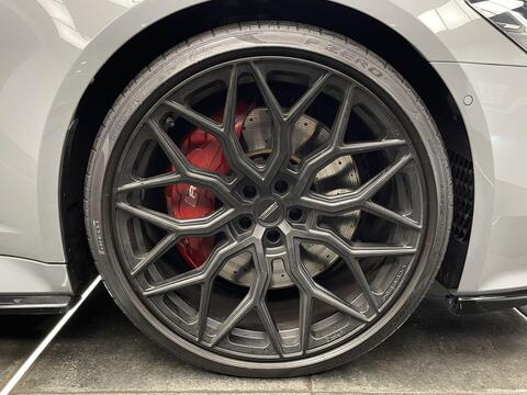 Audi RS6 view 14