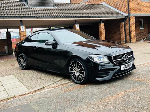 Mercedes-Benz E Class view 5