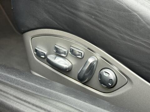 Porsche 911 view 32