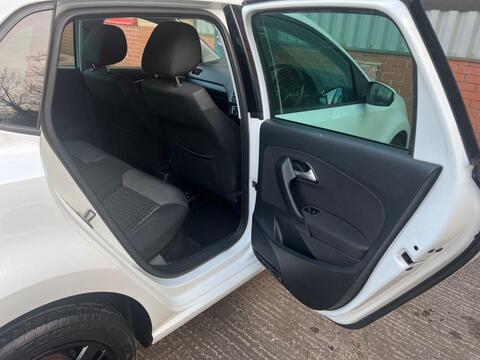 Volkswagen Polo view 11