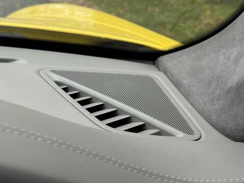 Porsche 911 view 55