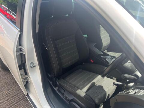 Vauxhall Insignia view 11
