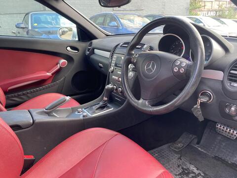 Mercedes-Benz SLK view 11