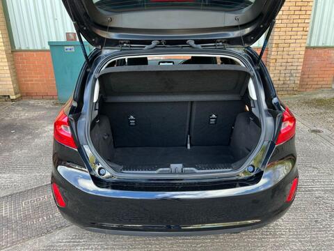 Ford Fiesta view 11