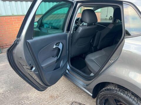 Volkswagen Polo view 14
