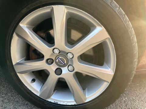 Volvo S60 view 29