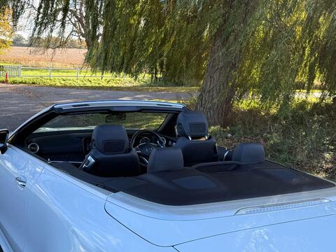 Mercedes-Benz E Class view 61