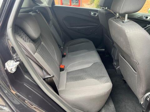 Ford Fiesta view 9