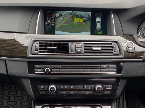 BMW 5 Series view 26