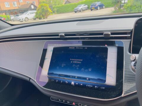 Mercedes-Benz E Class view 51