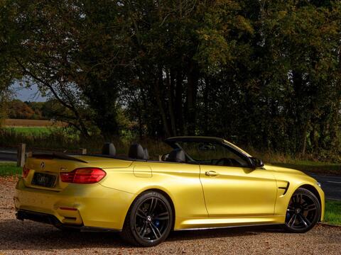 BMW M4 view 9