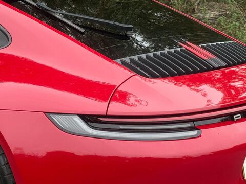 Porsche 911 view 64