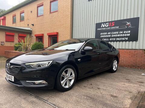 Vauxhall Insignia view 3