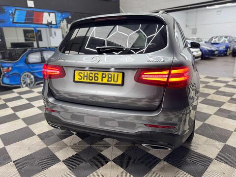 Mercedes-Benz GLC view 23