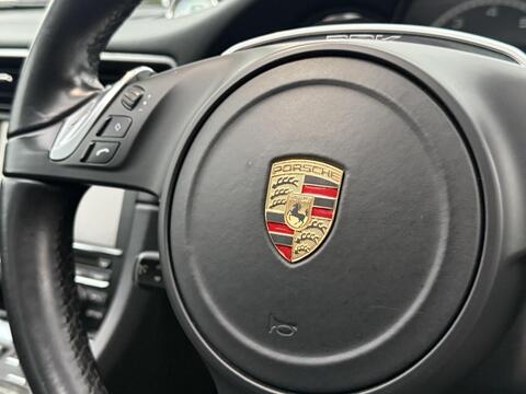 Porsche 911 view 49