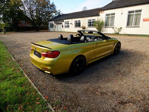 BMW M4 view 24