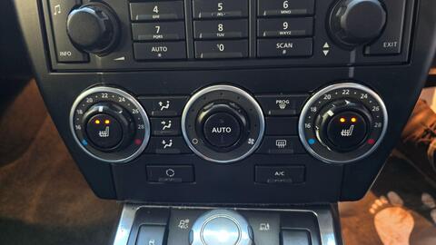 Land Rover Freelander view 9