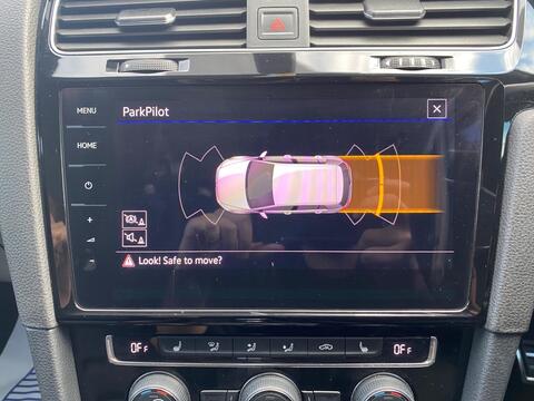 Volkswagen Golf view 33