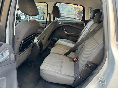 Ford C-Max view 14