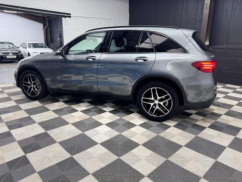 Mercedes-Benz GLC view 11
