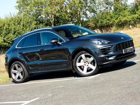 Porsche Macan view 2