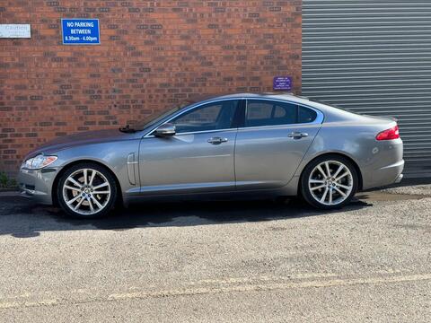 Jaguar XF view 7