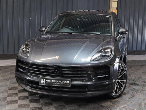 Porsche Macan view 21