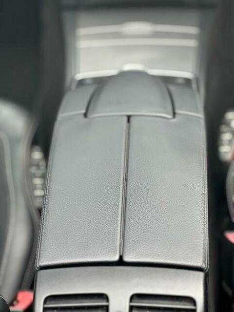 Mercedes-Benz E Class view 71