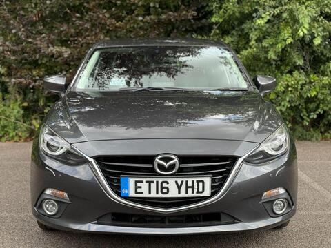 Mazda Mazda3 view 5