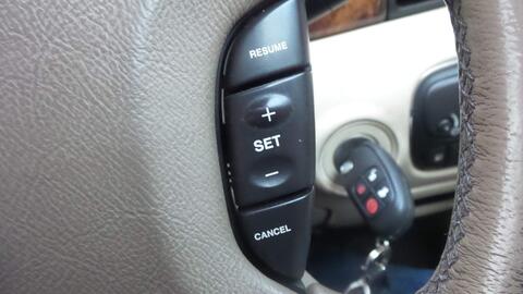 Jaguar XJ view 17