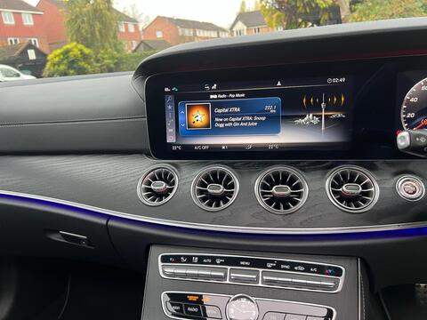 Mercedes-Benz E Class view 57
