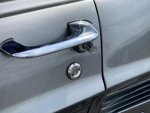 Ford Mustang view 17