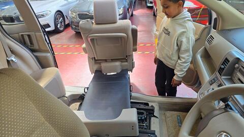 Toyota Raum view 15