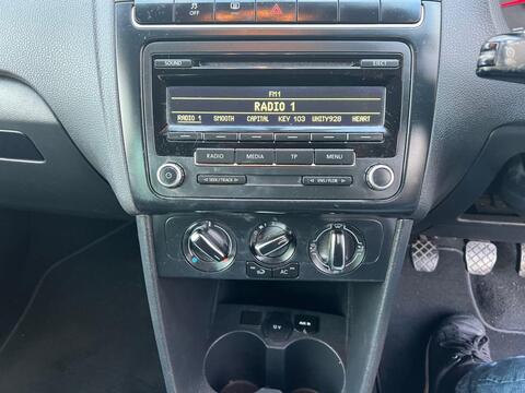 Volkswagen Polo view 21