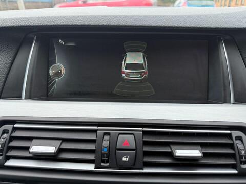 BMW 5 Series view 24