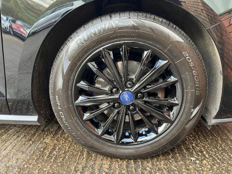 Ford Focus view 21