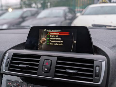 BMW 1 Series view 34
