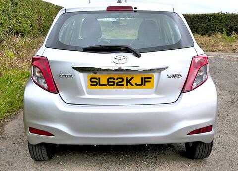 Toyota Yaris view 8