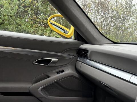 Porsche 911 view 51